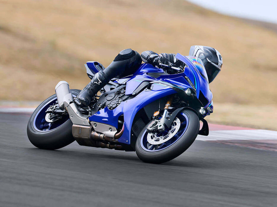 2026 YAMAHA YZF-R1