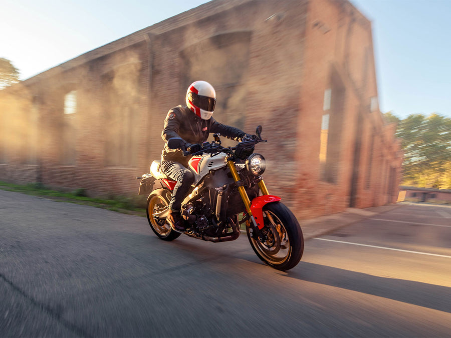 2026 YAMAHA XSR900