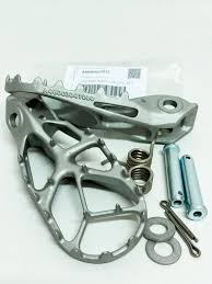 HUSQVARNA/KTM FOOTPEG SET – A46003037033